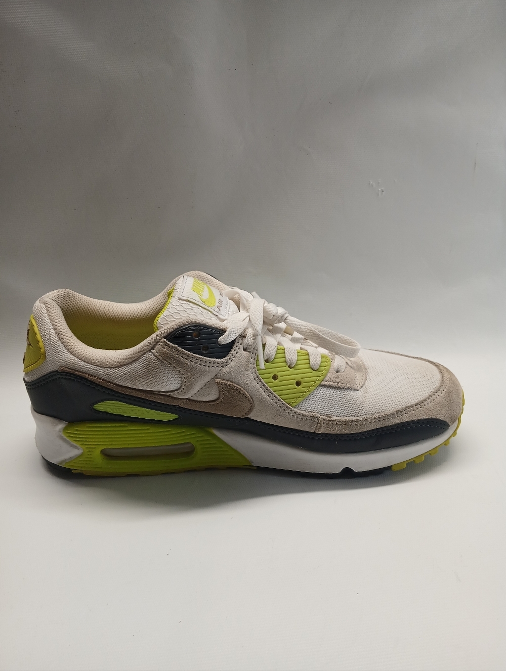 Nike Air Max Retro Men's Runner in White & Volt Cyber  Green Sneakers